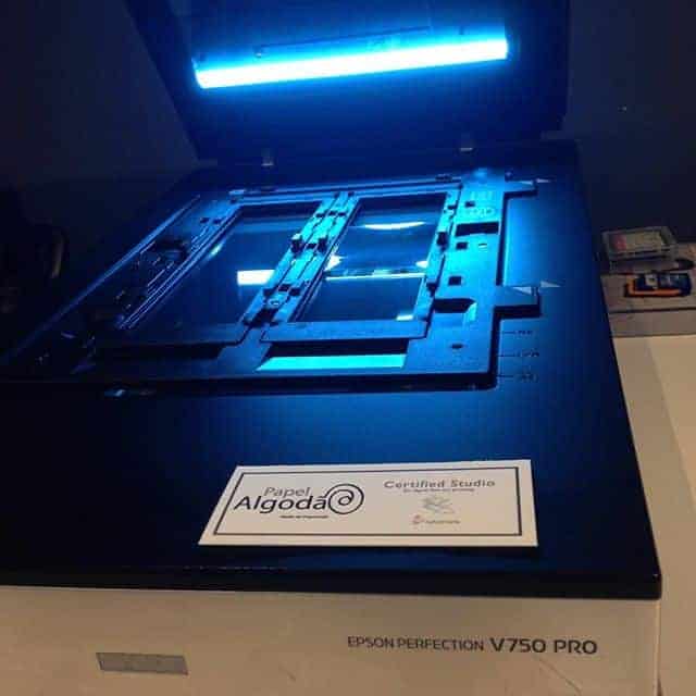 Scanner Epson V750 para digitalização de imagens